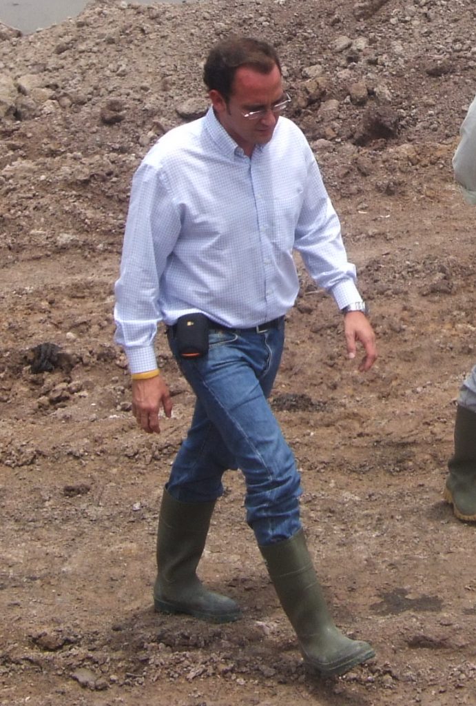 Equipo de Agropec Ingenieros en campo realizando diagnóstico técnico